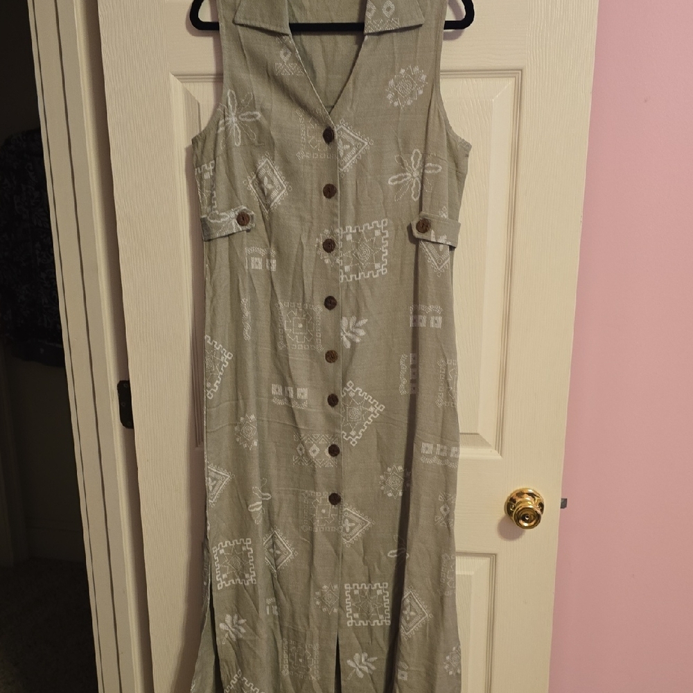 Elegant Olive Button-Front Maxi Dress